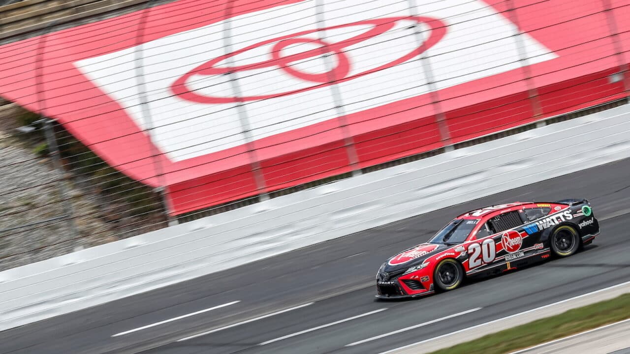 hero image for Starting Lineup: NASCAR Cup Series Crayon 301 at New Hampshire