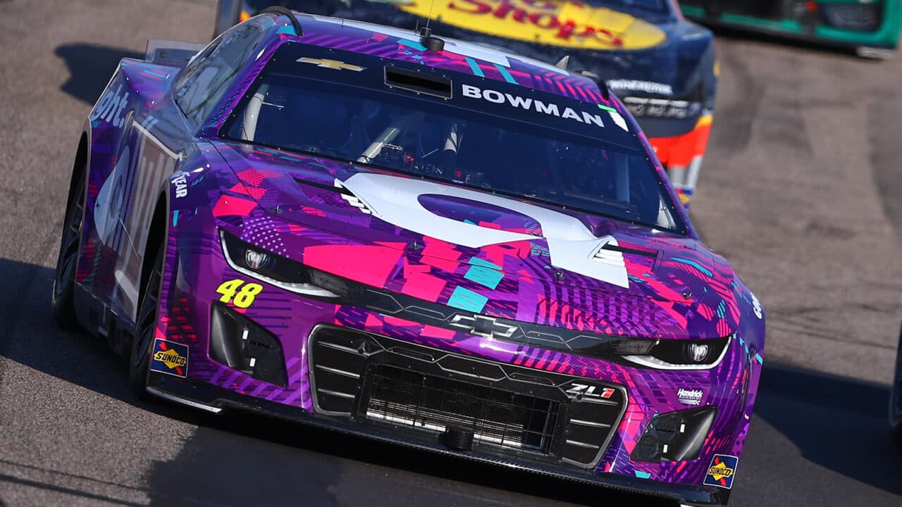 hero image for Alex Bowman Climbs From 33rd Starting Spot for 10th Top-10 Finish of Season