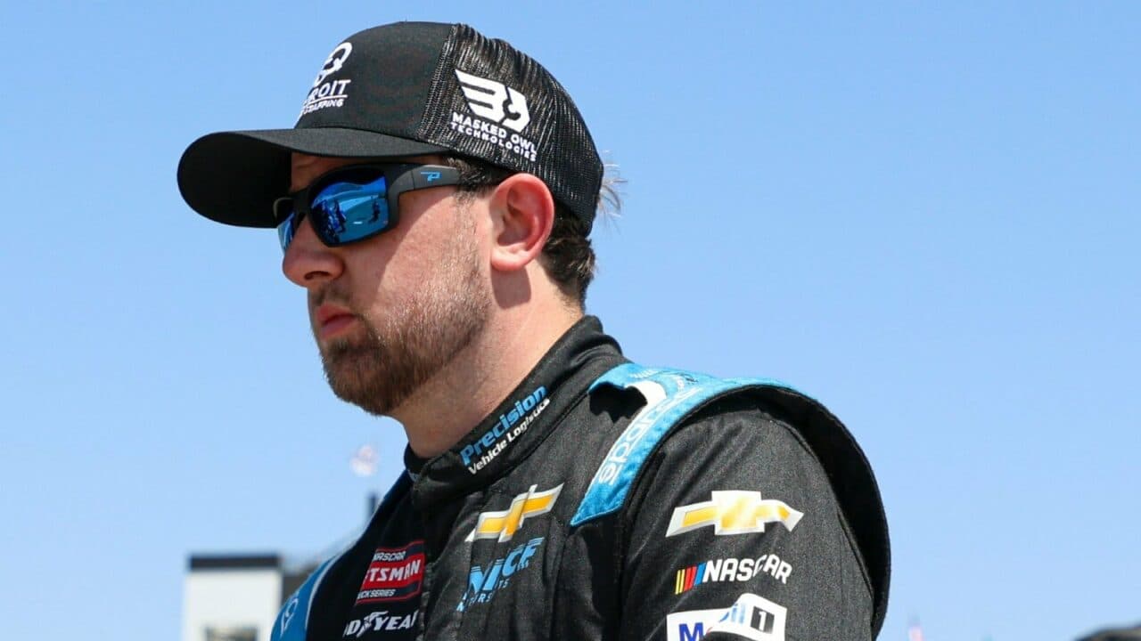 hero image for Honeycutt Leads Wire-to-Wire in CARS Tour PLM Win at North Wilkesboro