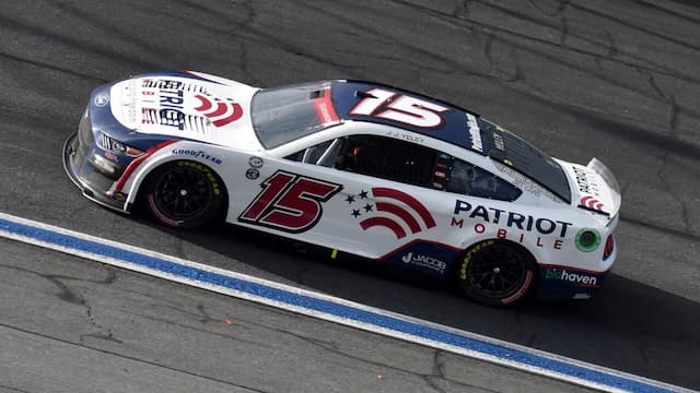 Race Car 15 JJ Yeley 1