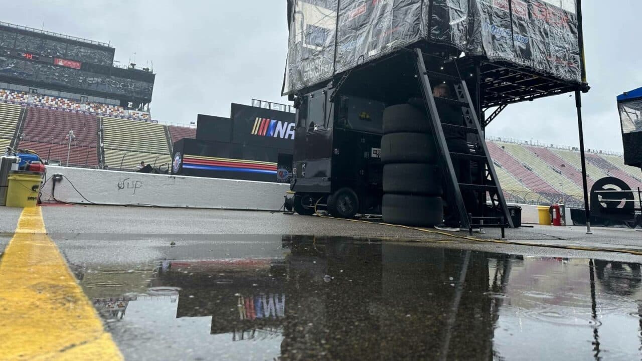 hero image for NASCAR Cup Series Race at Michigan to Resume Monday at Noon ET