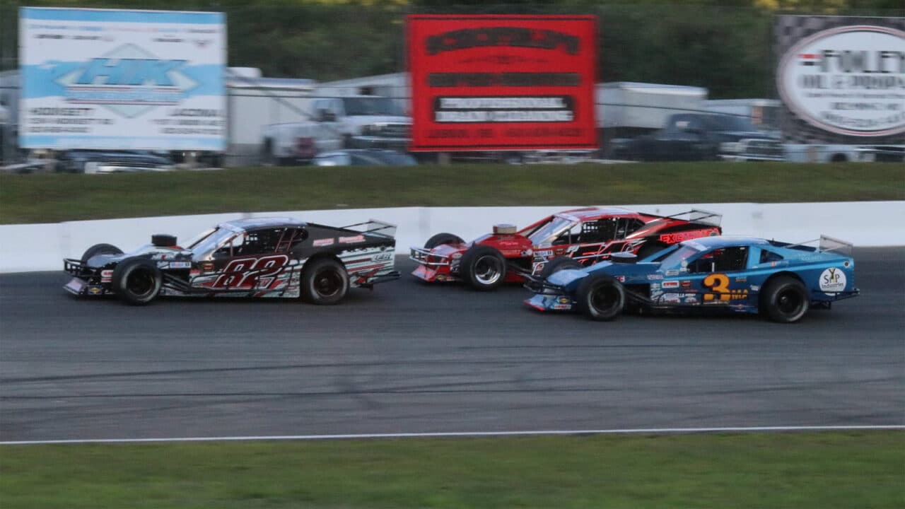 hero image for White Mountain Twin 100s on Tap for Late Models and MRS on June 4th