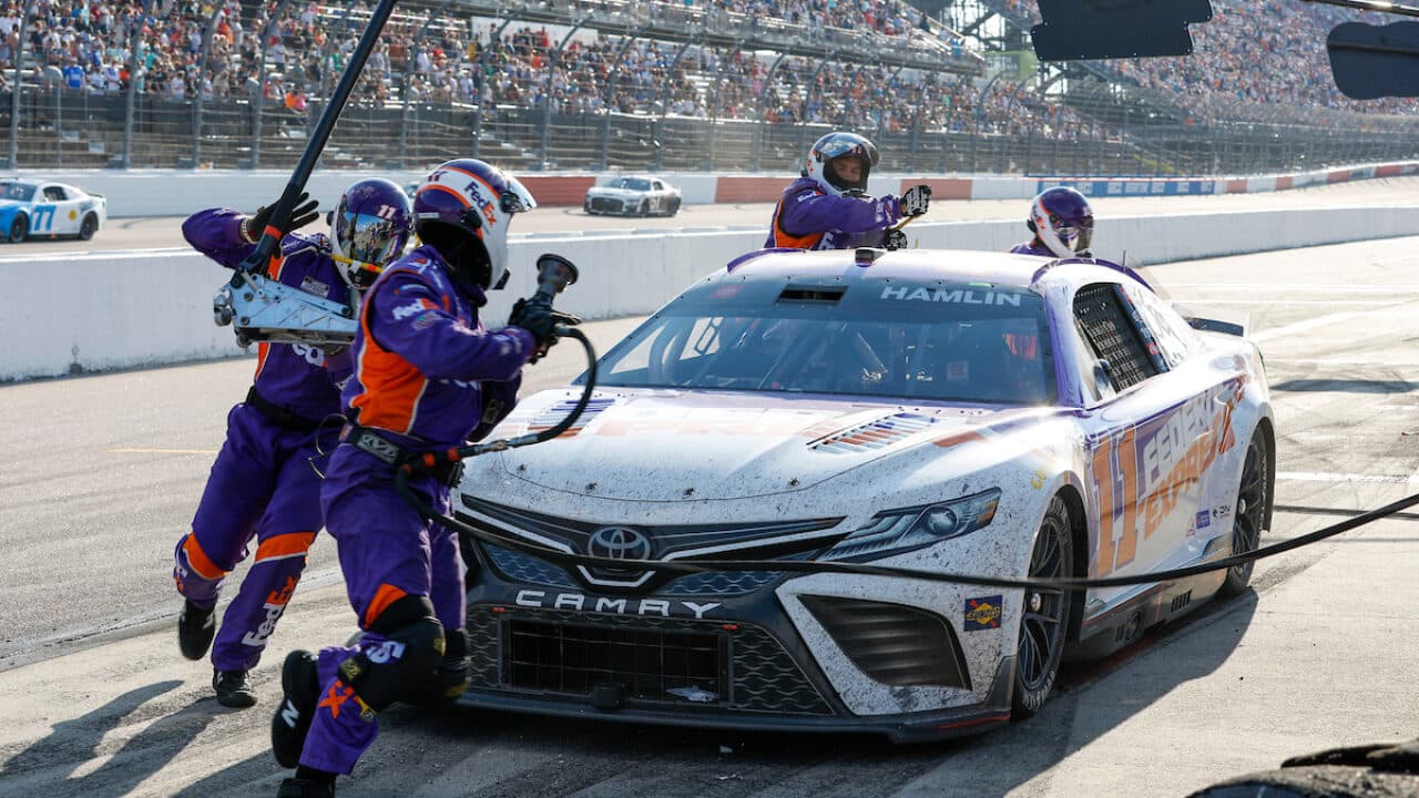 hero image for $100,000 Bonus Added to All-Star Pit Crew Challenge
