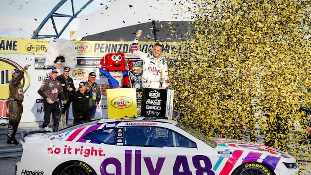 48 Bowman Wins Las Vegas10