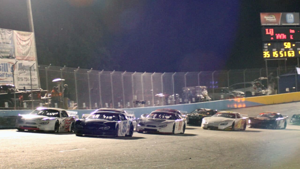 hero image for Carolina Pro Late Models Kick Off 2022 Season This Weekend