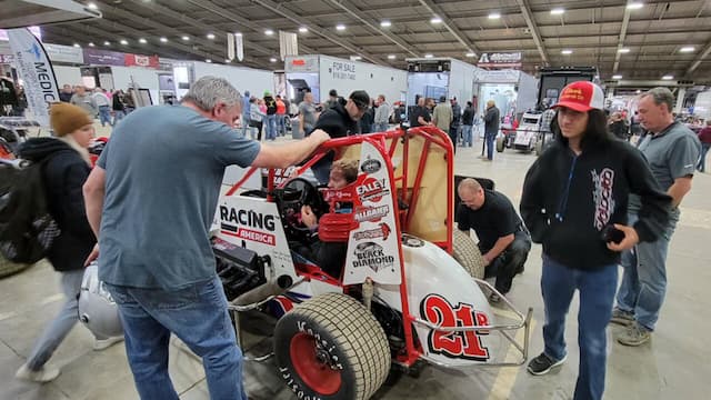 Chili Bowl Pits Travis Braden
