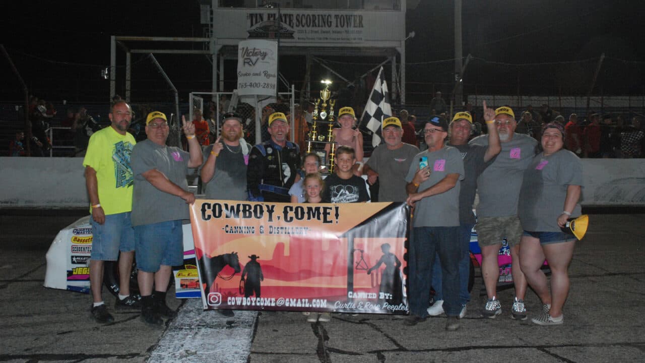 hero image for Chuck Barnes Jr. Wins Van Hoy Oil CRA Street Stocks Four Crown Opener at Anderson Speedway