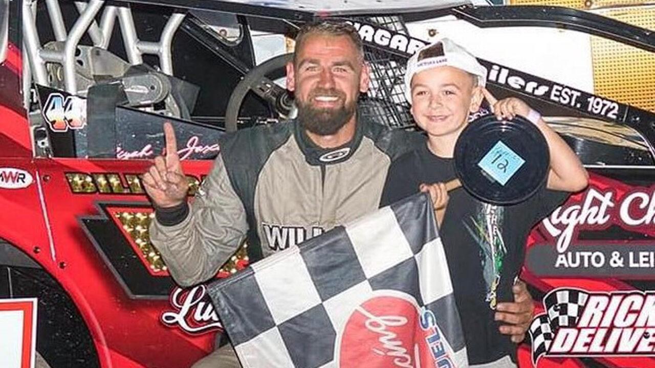 hero image for Race of Champions Dirt 602 Sportsman Modifieds Close Season at Brighton Applefest Shootout