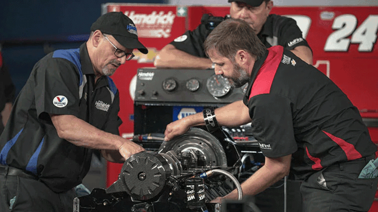hero image for How to watch 2023 Randy Dorton Hendrick Engine Builder Showdown
