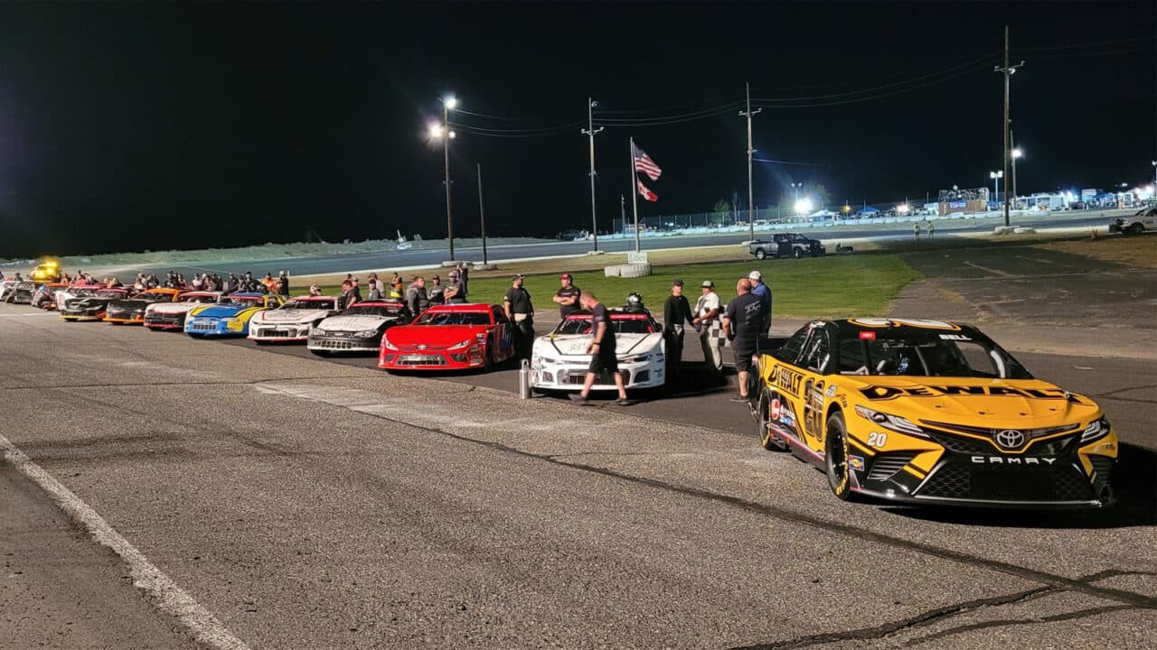 hero image for Northwest Super Late Models Head to Oregon 125 at Hermiston