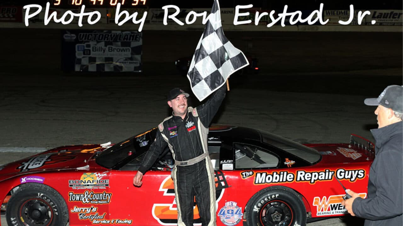hero image for Hromadka Breaks Through for First Slinger Feature Win in Graduation Celebration 50