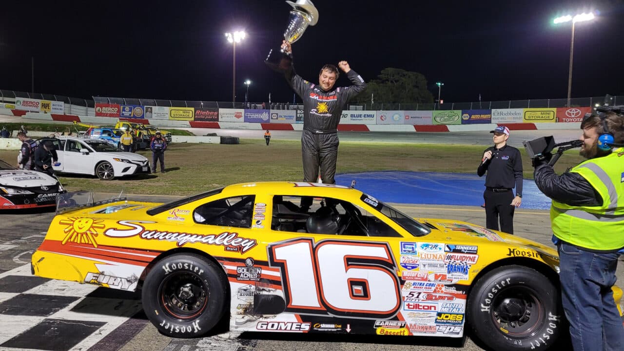 hero image for Gomes and Doss to Settle Southwest Tour Series Championship