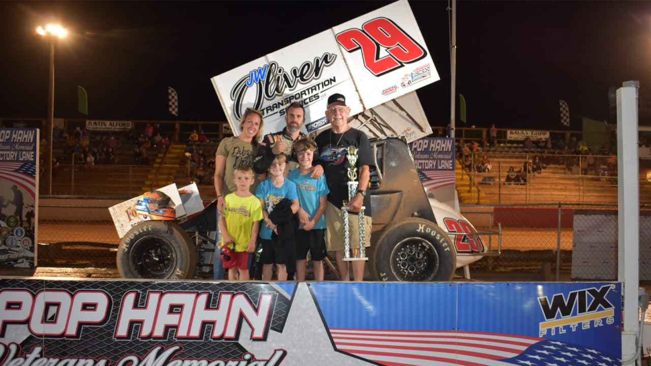 hero image for Jeff Oliver Takes Dominant Carolina Sprint Tour Win at Lake View