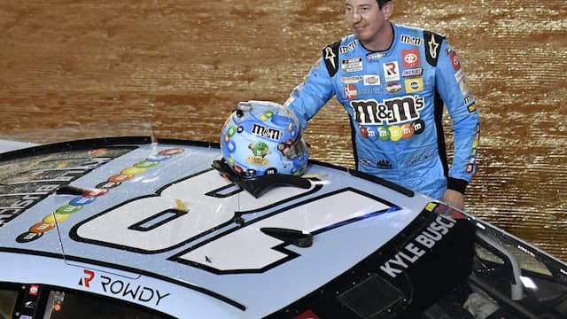 Kyle Busch Bristol Dirt Win