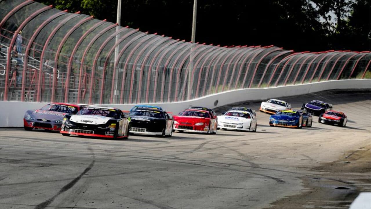 hero image for CRA Late Model Sportsman 2022 Championship to be Decided at Winchester
