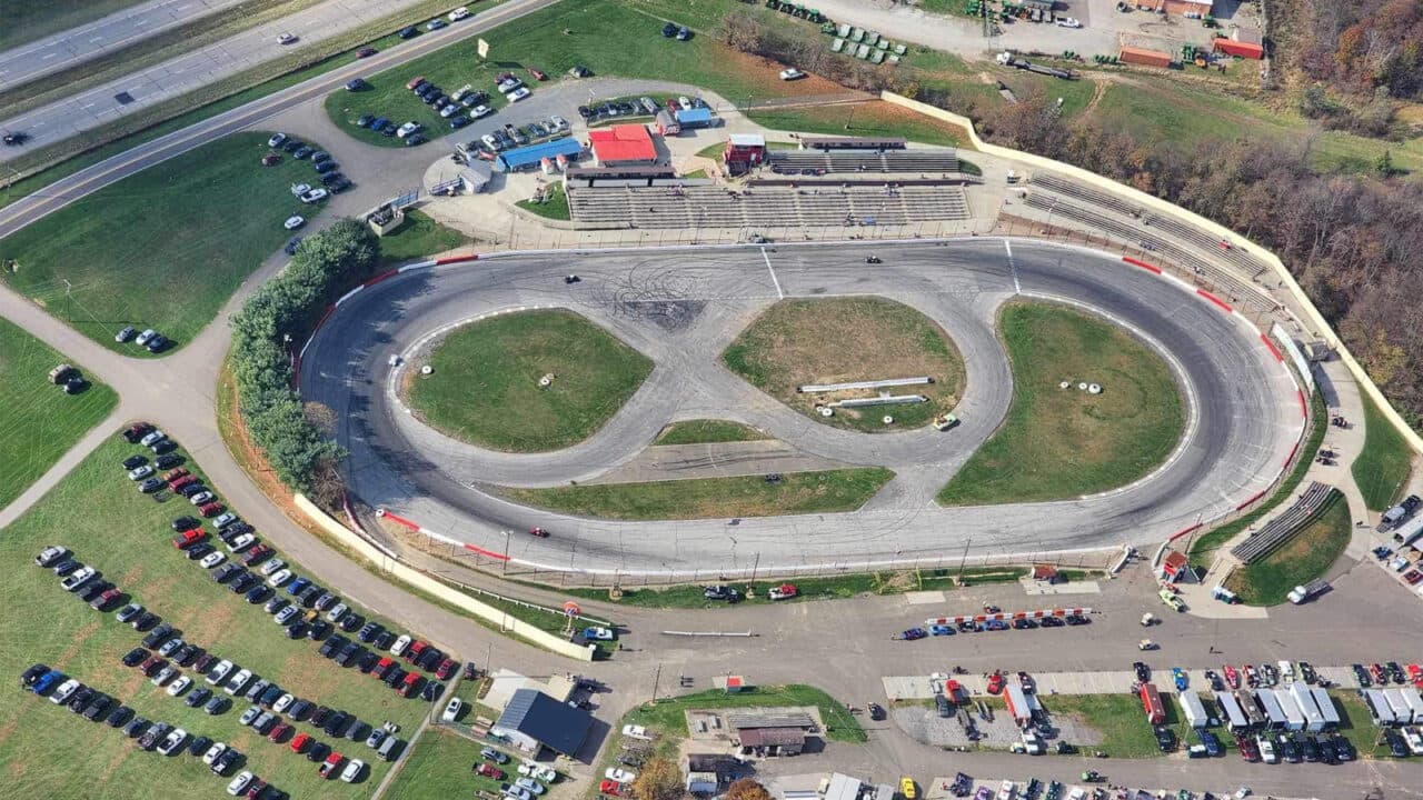 hero image for RacingAmerica.TV to Broadcast Racing From Midvale Speedway in 2025