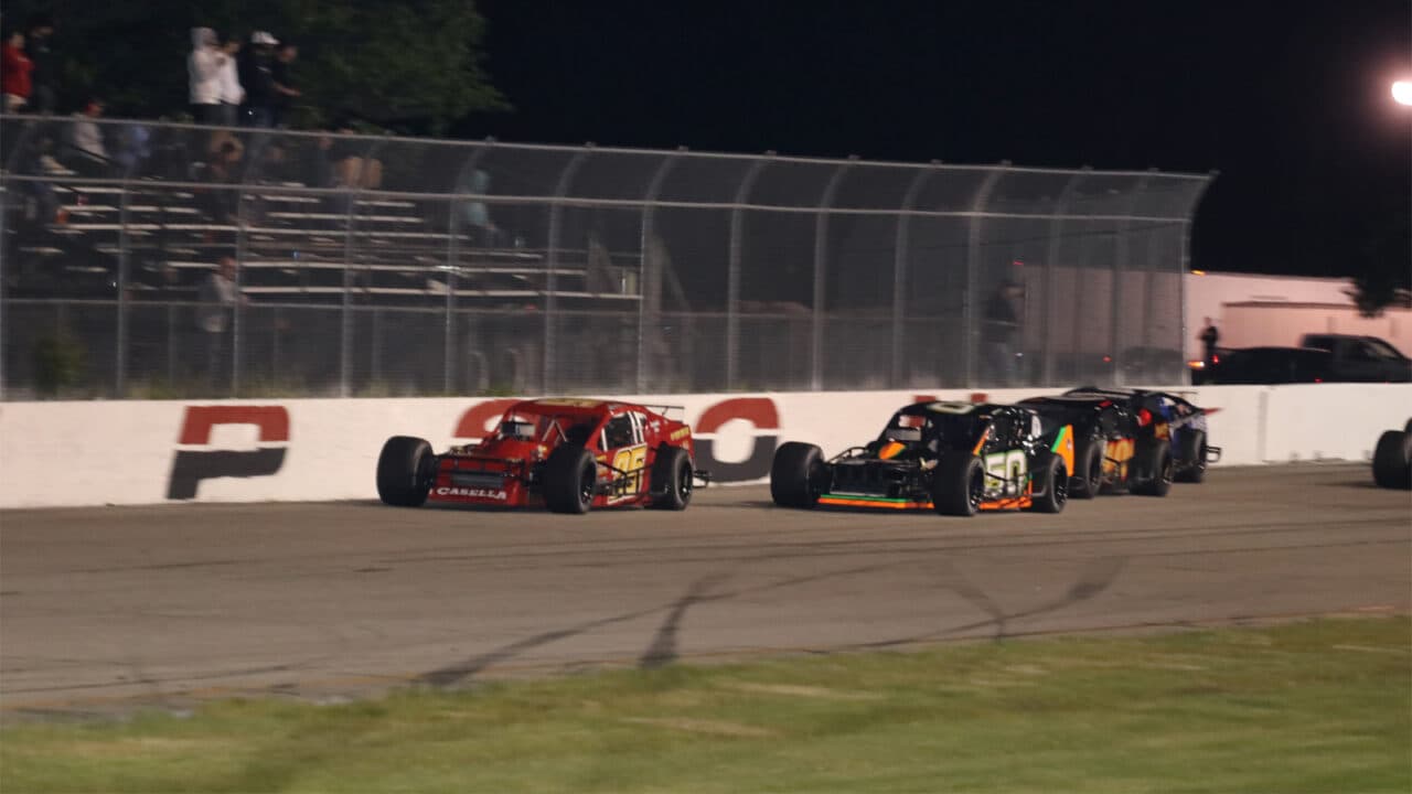 hero image for Third Dash for Cash Signals Final Mid-Week Program of 2023 at Thompson Speedway