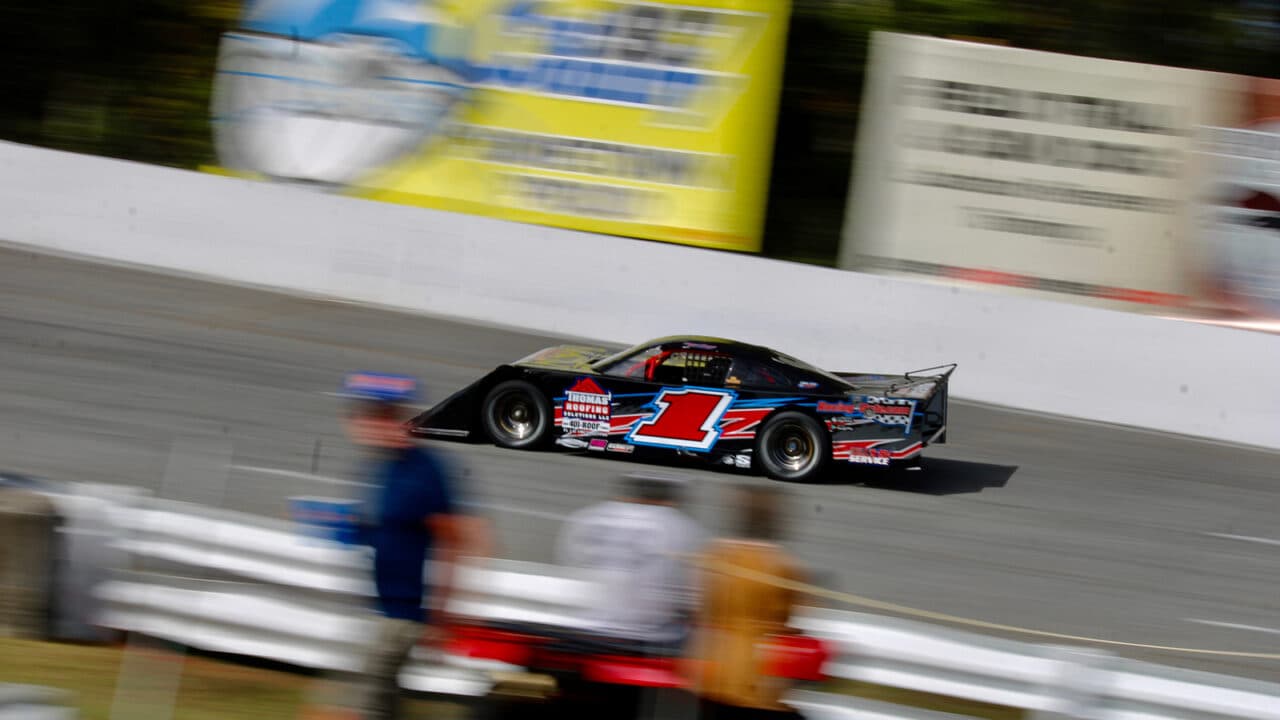 hero image for Outlaws Snowball Derby Feature Postponed to Saturday, December 10