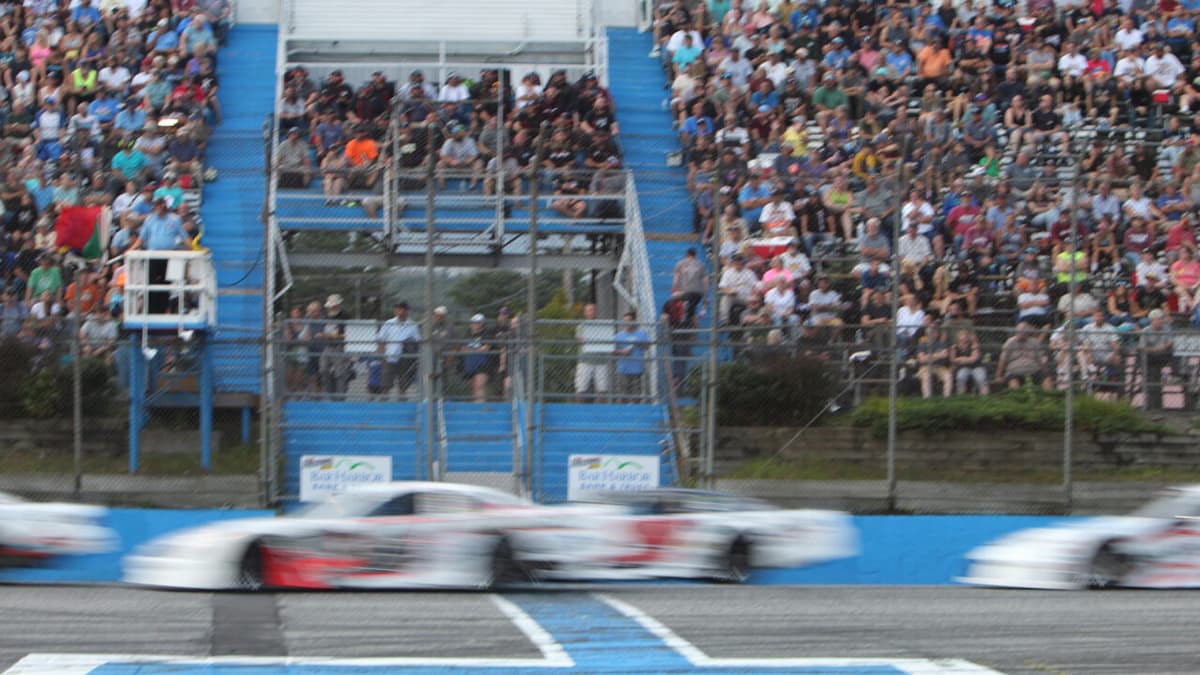 Oxford Plains Speedway 2025 Schedule Announced