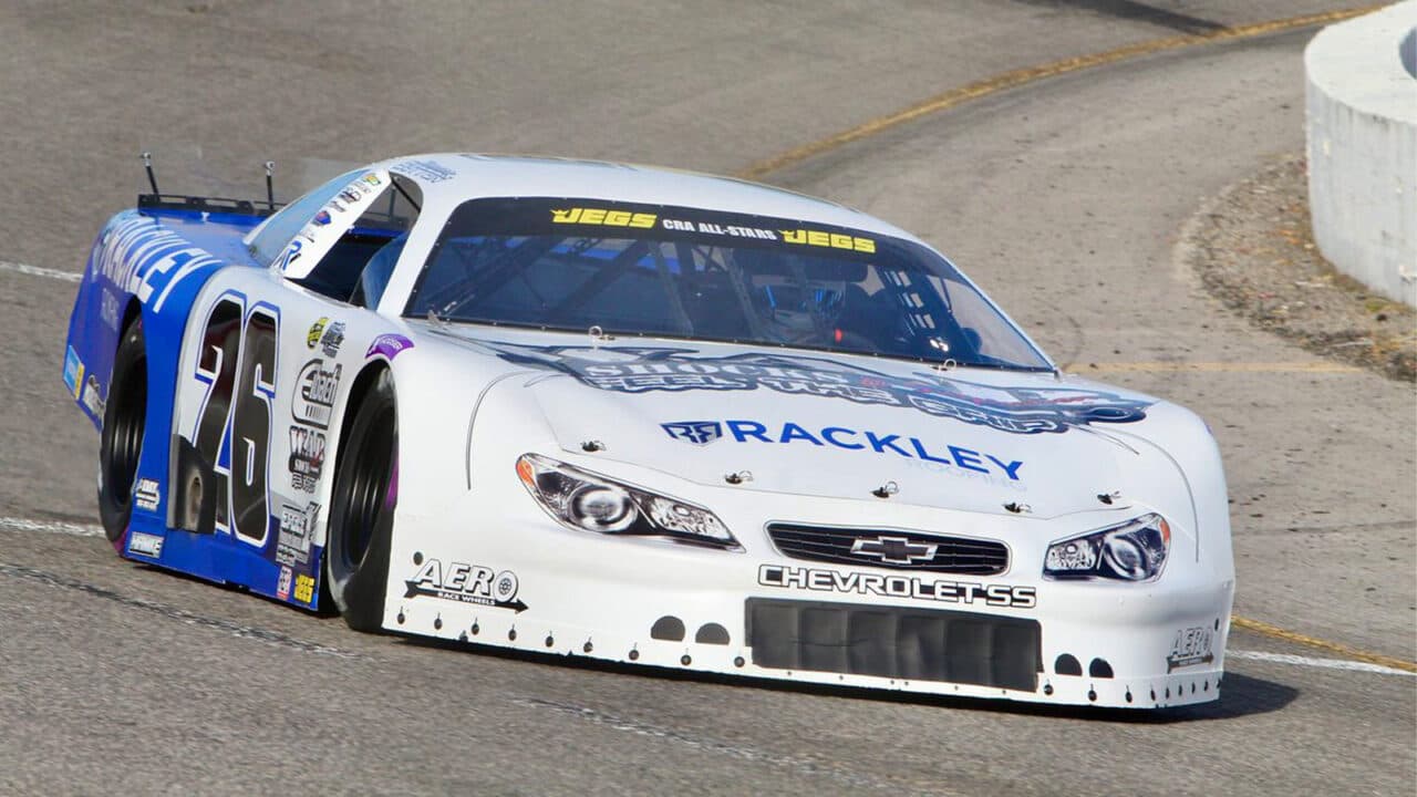 hero image for Team Hornaday Prepares for Triple Threat of Debuts at Snowflake 100