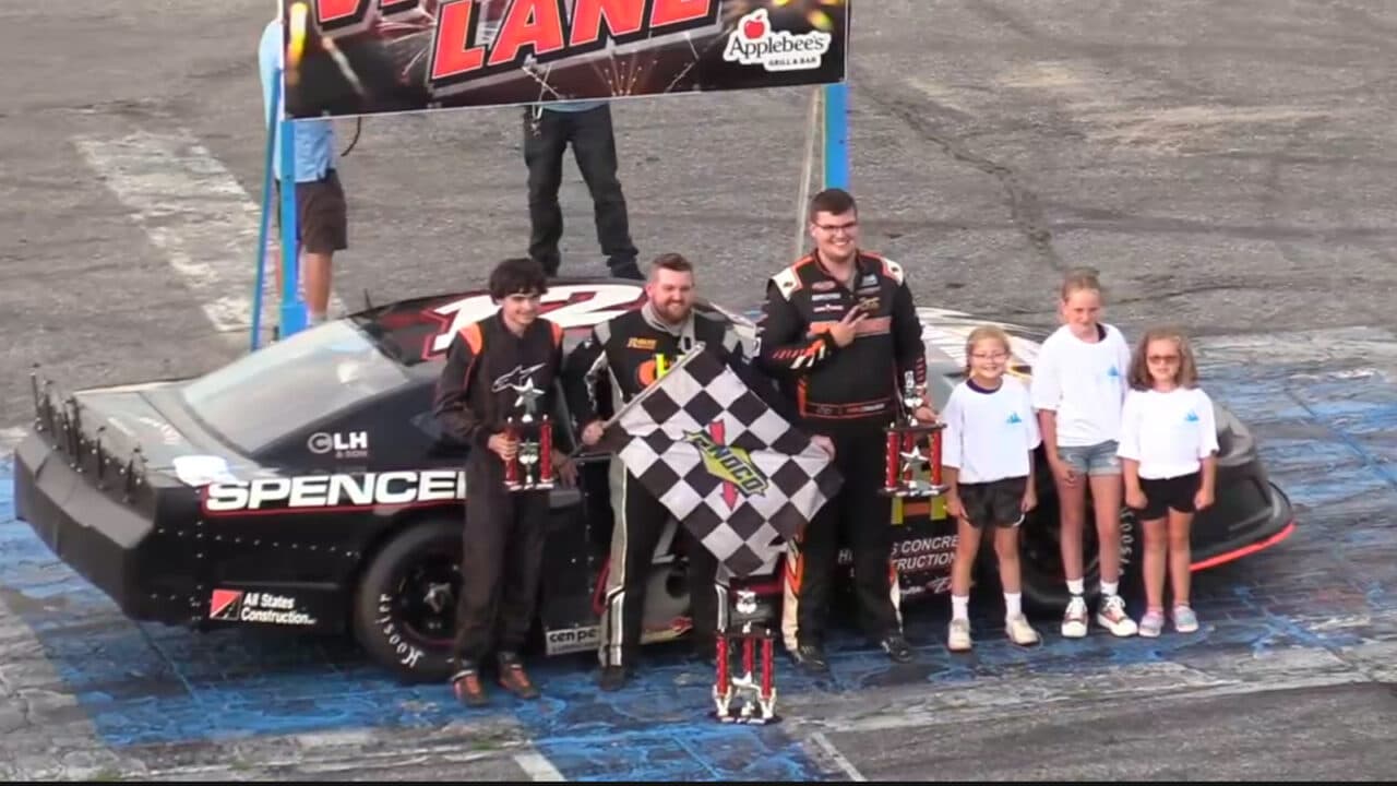 hero image for Brandon Varney Joins List of Oxford Plains Super Late Model Winners