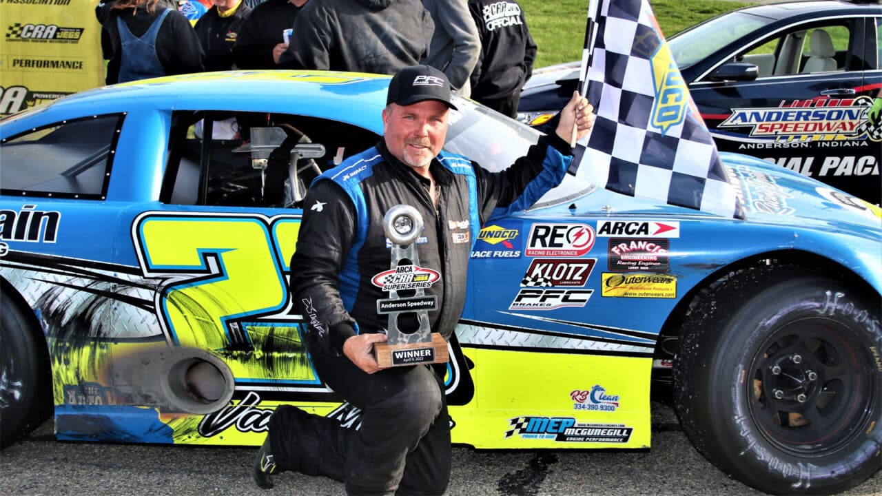 hero image for Butch VanDoorn Leads Outerwears Crew Chief of the Year Points