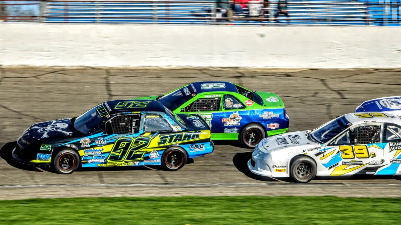 hero image for Vores Compacts Flying Into Ona Speedway Saturday