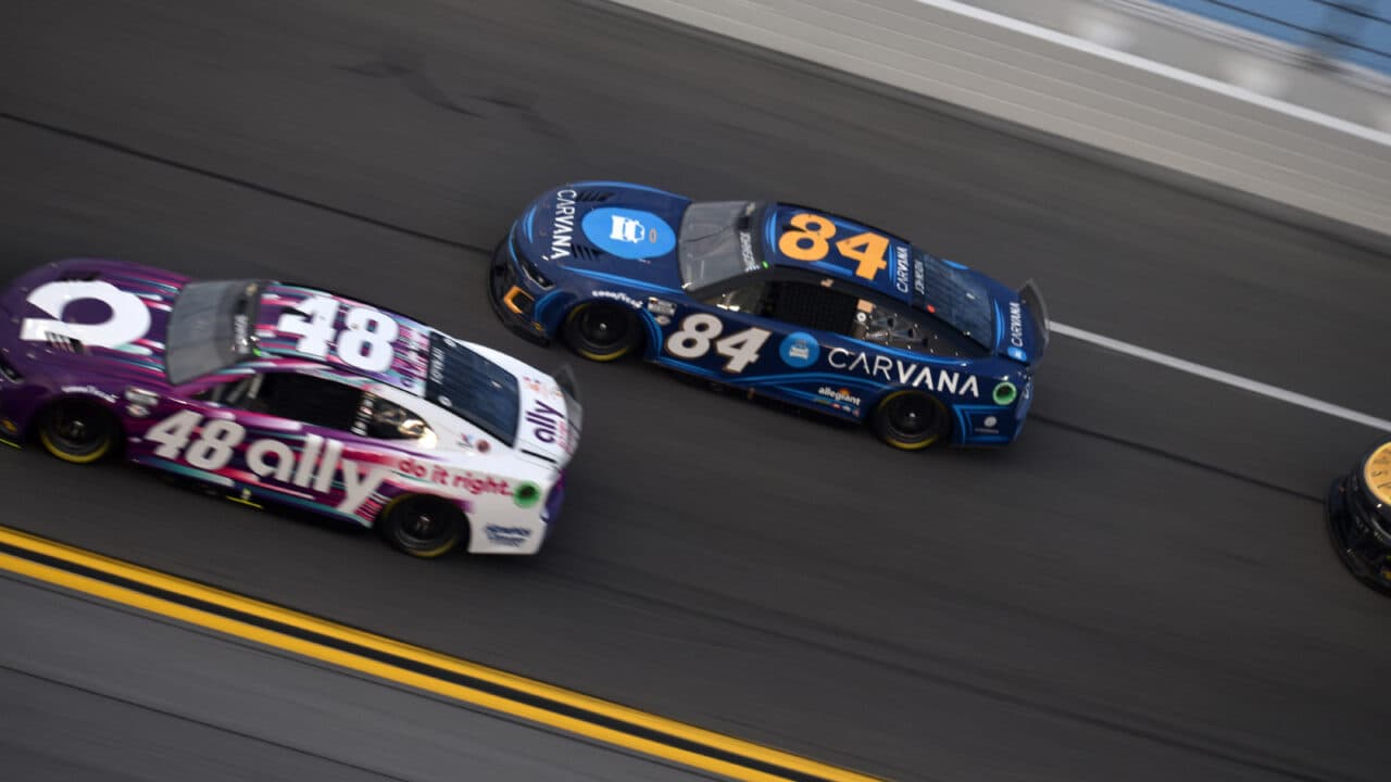 hero image for Jimmie Johnson Narrowly Beats Chase Elliott to Pace Opening Daytona 500 Practice