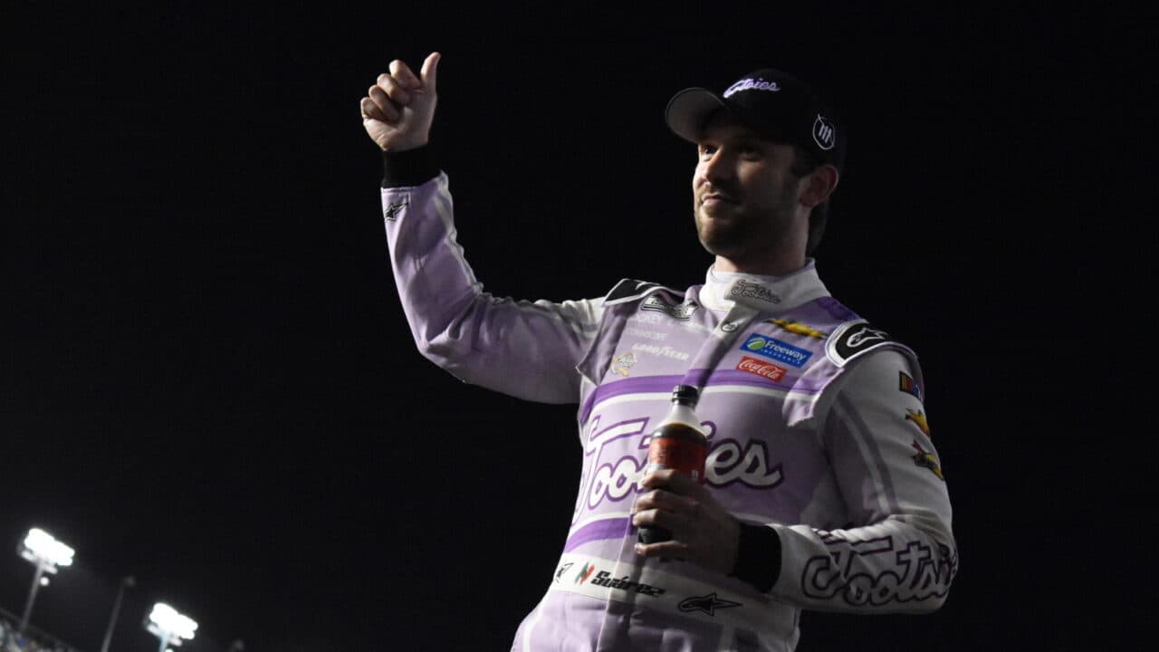hero image for Daniel Suárez to Make SRX Racing Debut at Thunder Road