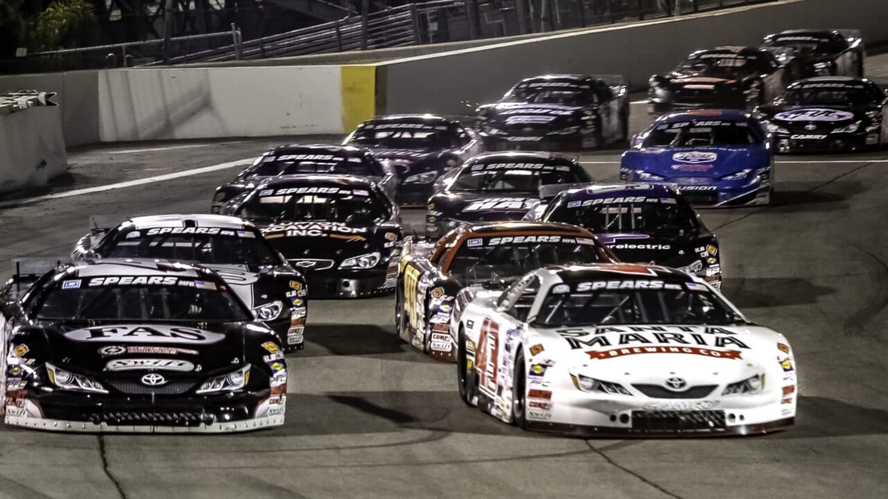 hero image for SRL Launches East Coast Super Late Model Tour