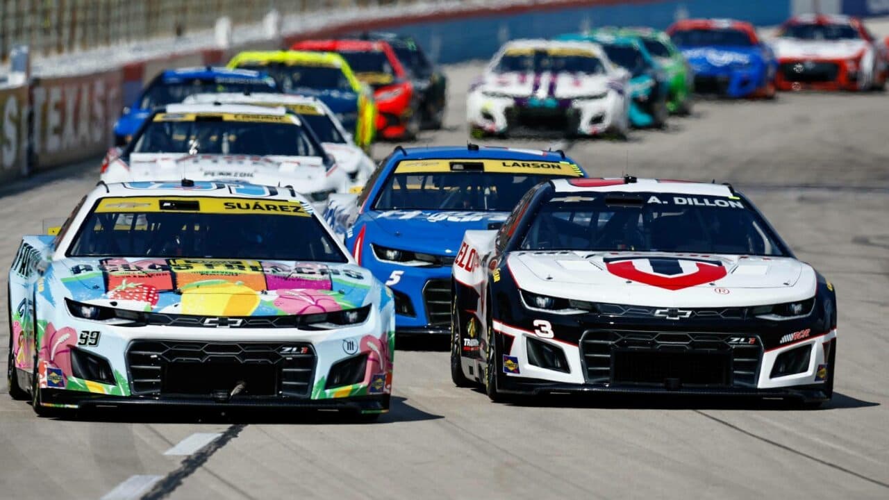 hero image for Entry List: 2023 NCS AutoTrader EchoPark Automotive 400 at Texas
