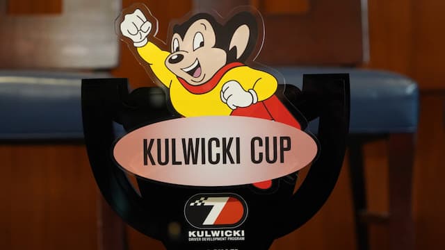 2023 Kulwicki Cup Trophy