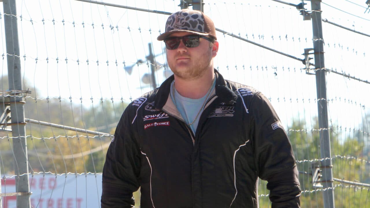hero image for Dustin Smith Wins Easter Bash Pro Late Model 50 at Mobile