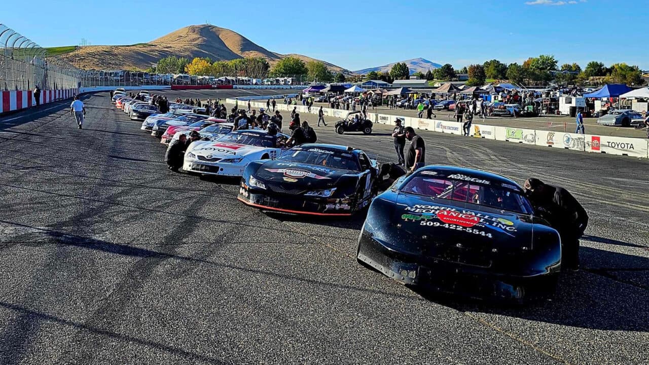 hero image for Northwest Super Late Model Series Opens its Season at the 55th Annual Apple Cup