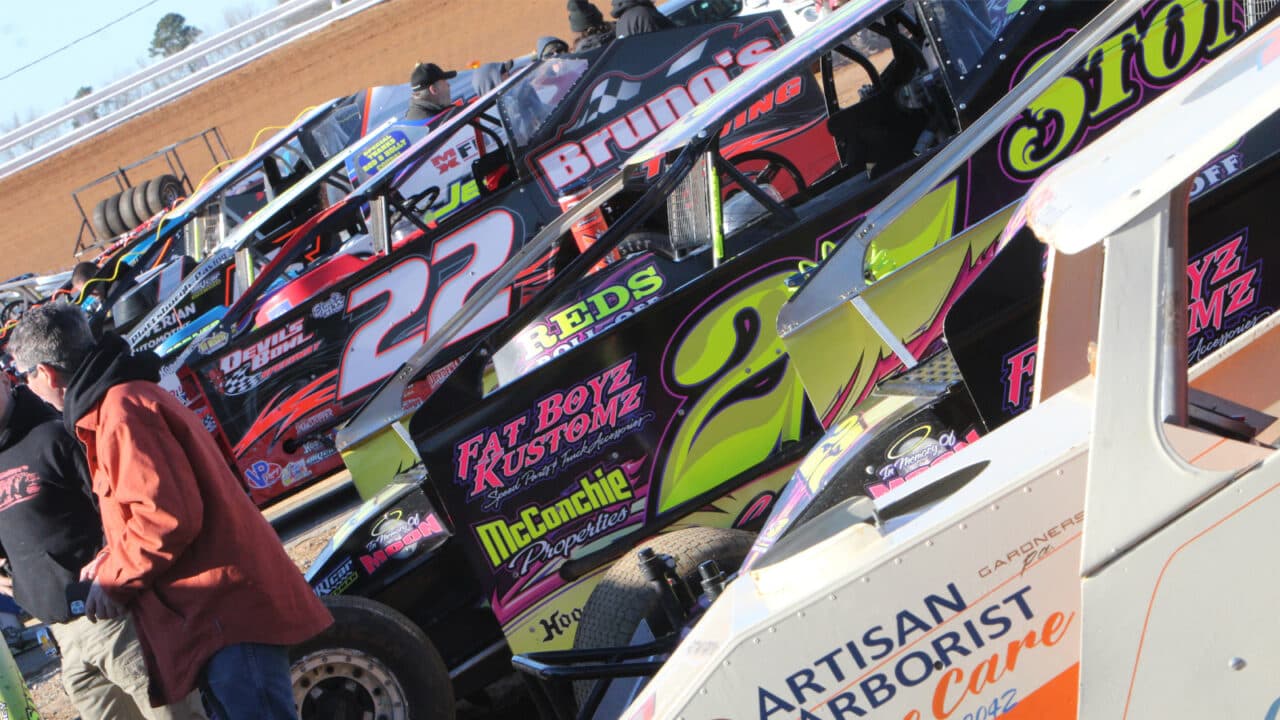 hero image for Northeast Sportsman Modifieds Returning to Lake View This Weekend