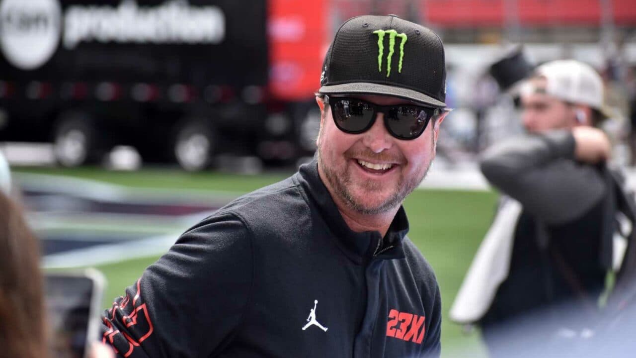 hero image for Kurt Busch Officially Retiring from NASCAR Cup Series Competition