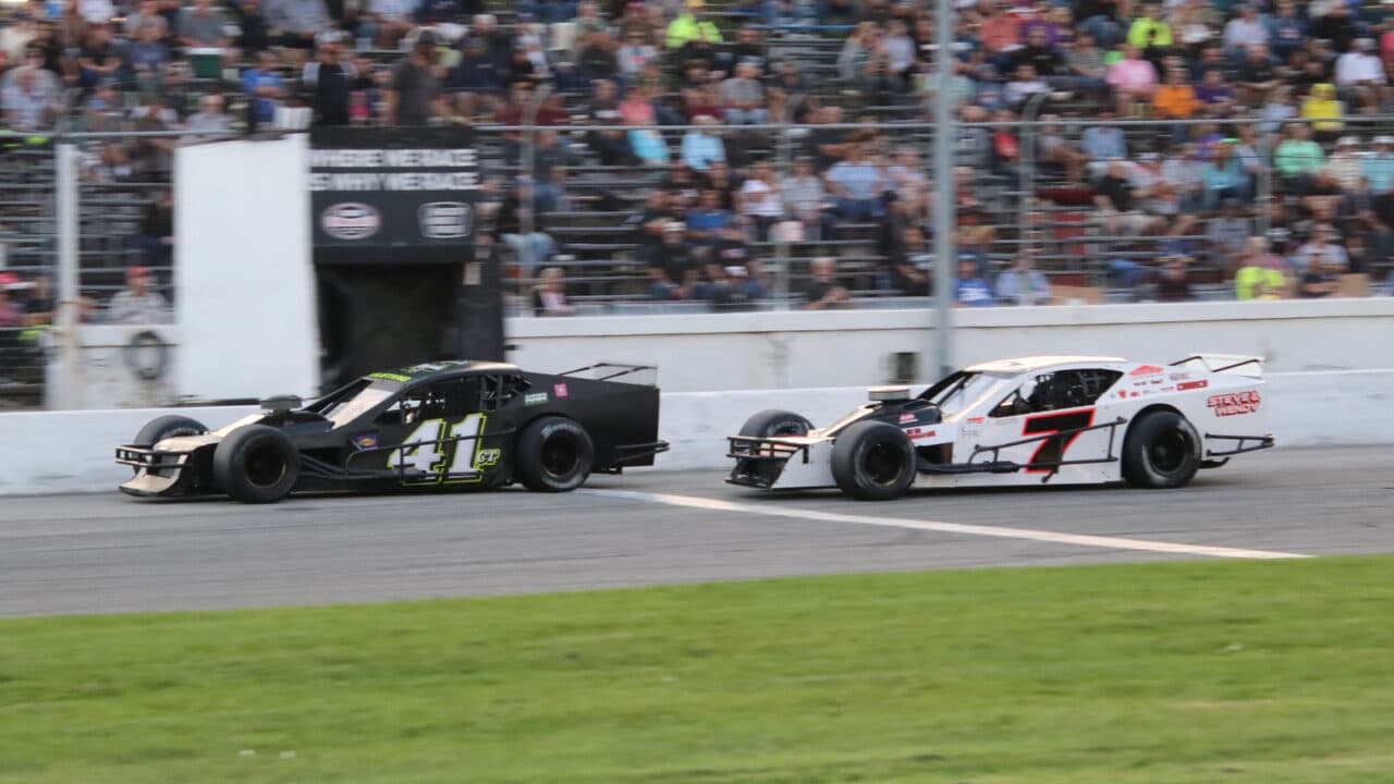 hero image for AZ Roofing Partners with SK Light Modifieds at Thompson Speedway in 2024