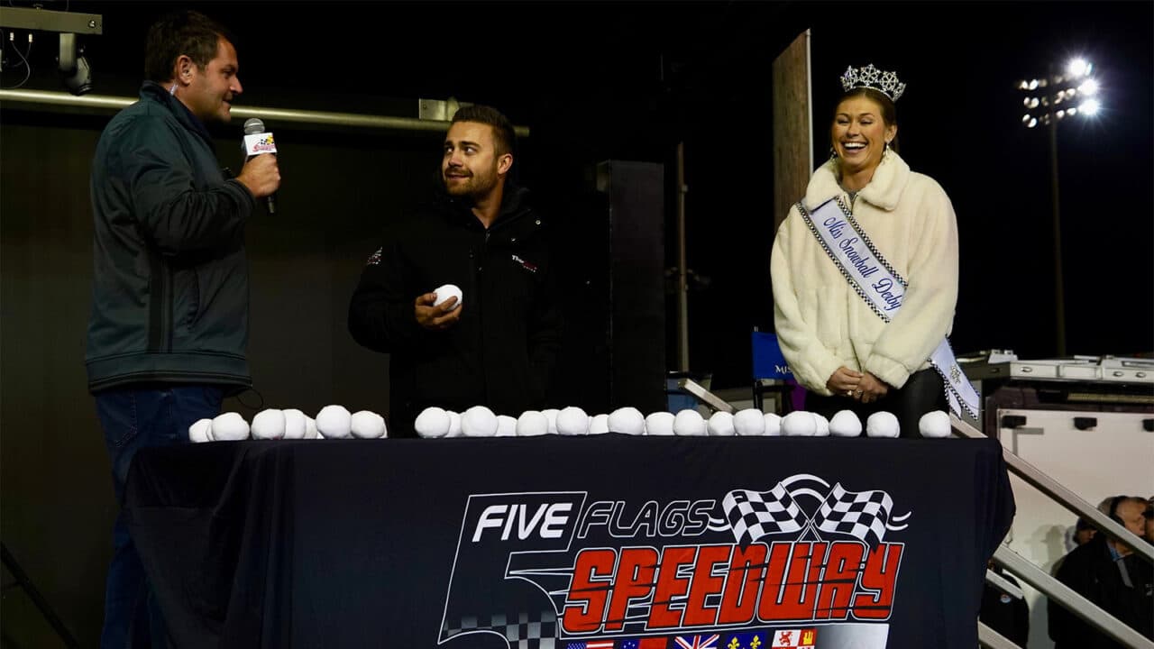 hero image for Qualifying Draw Determines Order for 2023 Snowball Derby, Snowflake 100