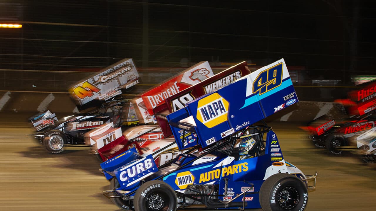 hero image for World of Outlaws 2022 Season Begins This Weekend in Volusia