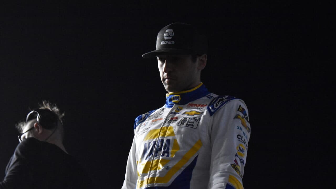 hero image for Chase Elliott to Undergo Surgery Following Snowboarding Accident; Will Not Race at Vegas