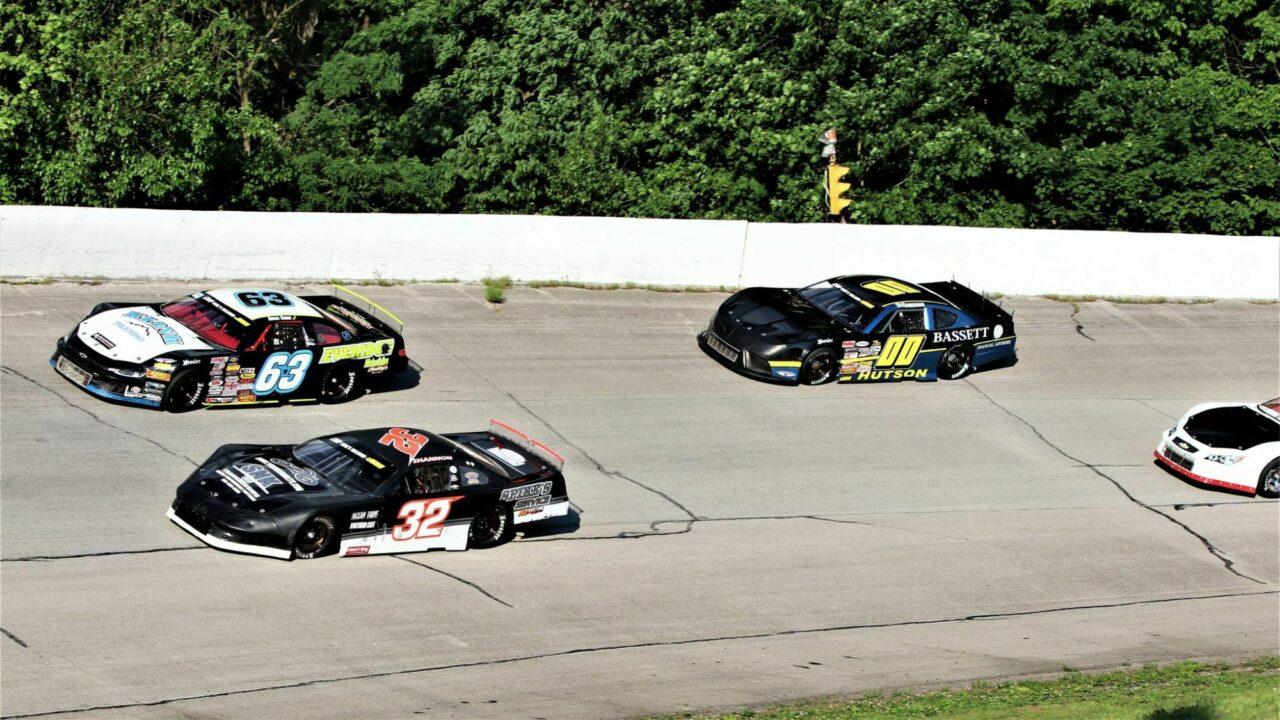 Winchester Speedway Set Up Show for Tight Points Battle with CRA Late…